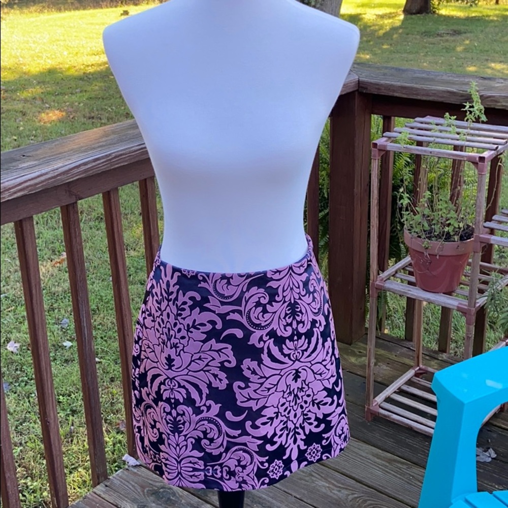 Forever 21 navy and purple brocade mini skirt sz M